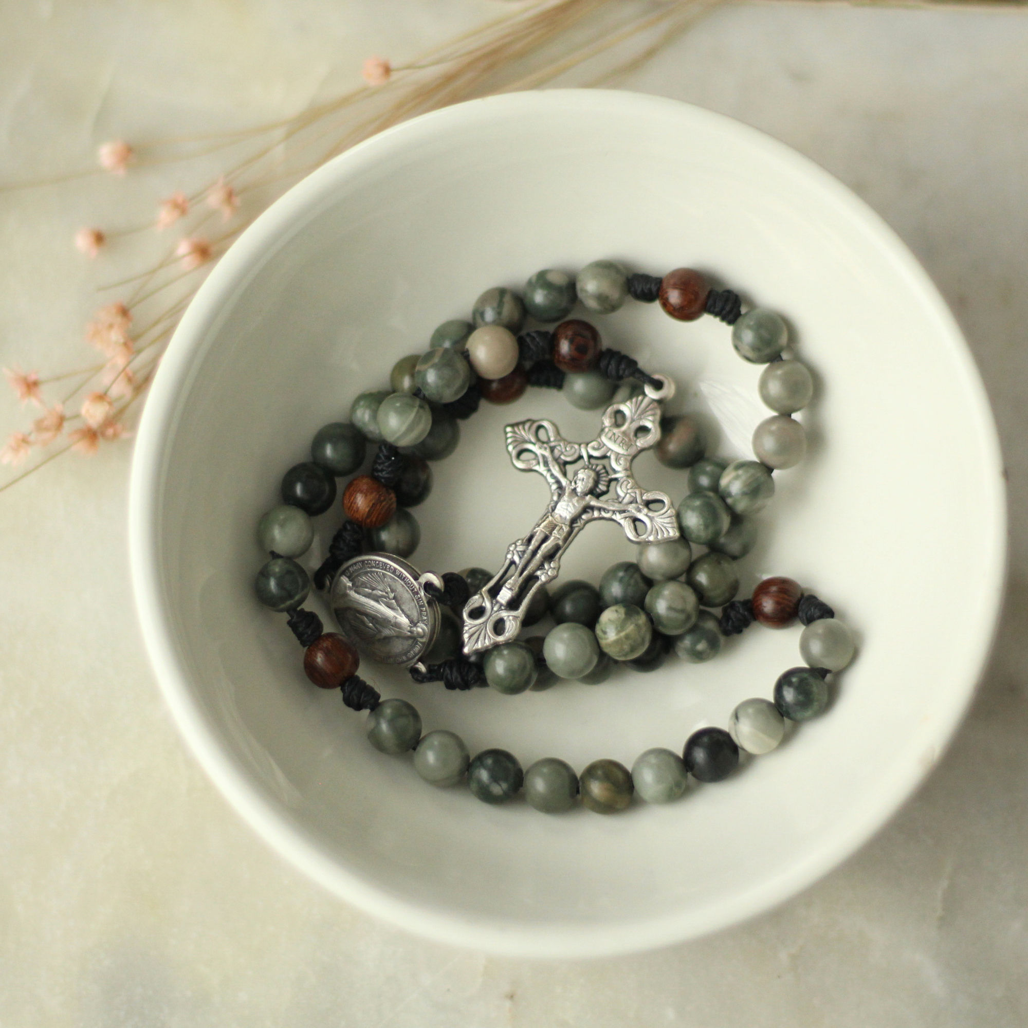 Columba | Traditional Gemstone Rosary