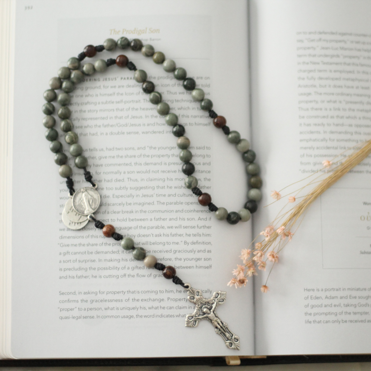 Columba | Traditional Gemstone Rosary