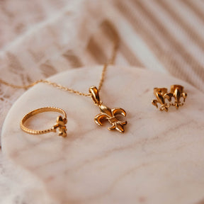 Fleur de Lis | Necklace