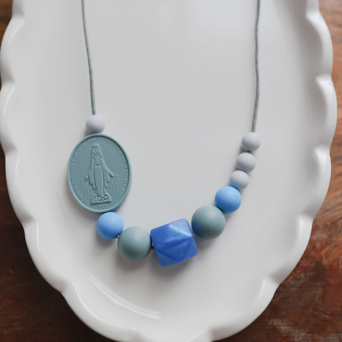 Silicone Mama Necklace | Blue