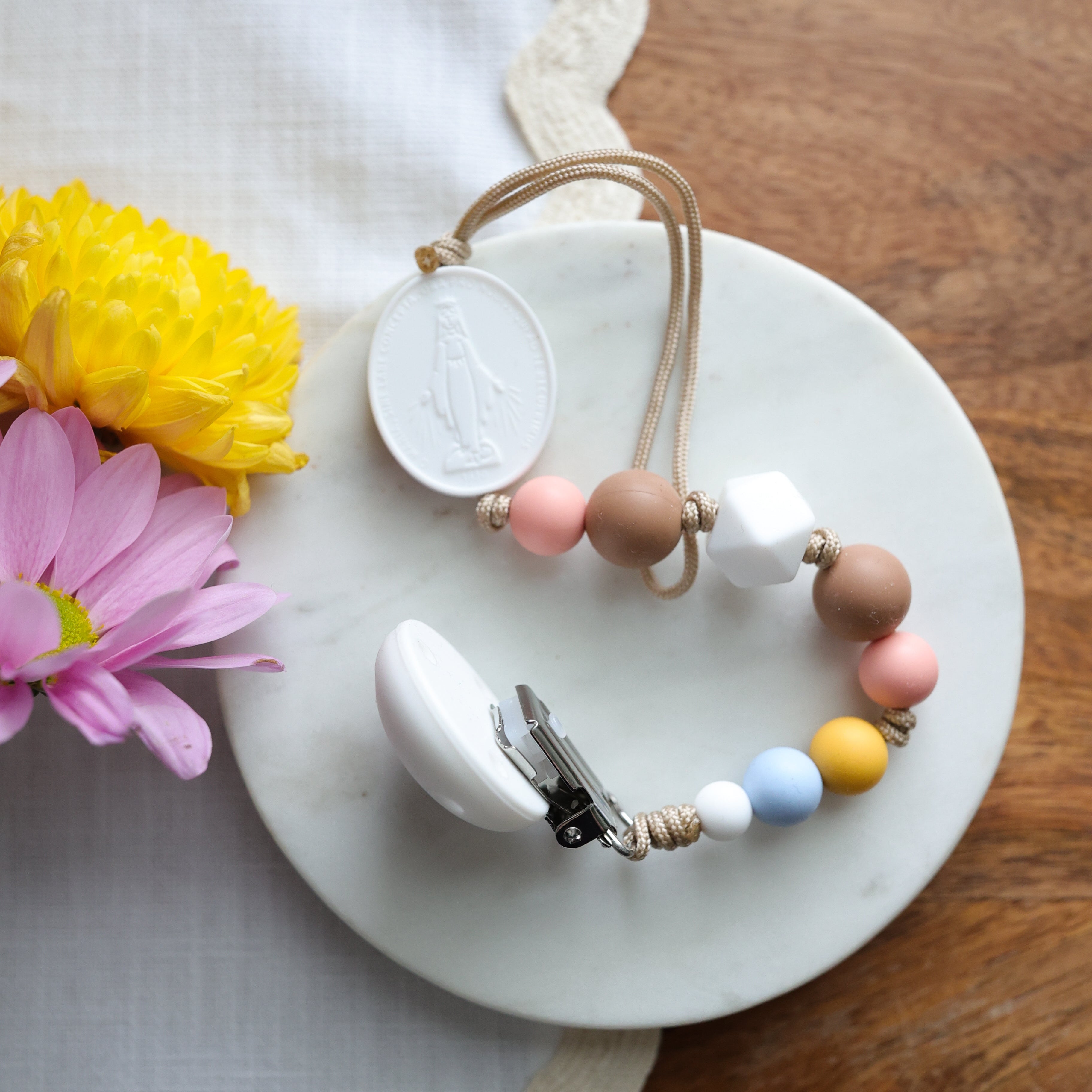 Noah | Silicone Pacifier Clip