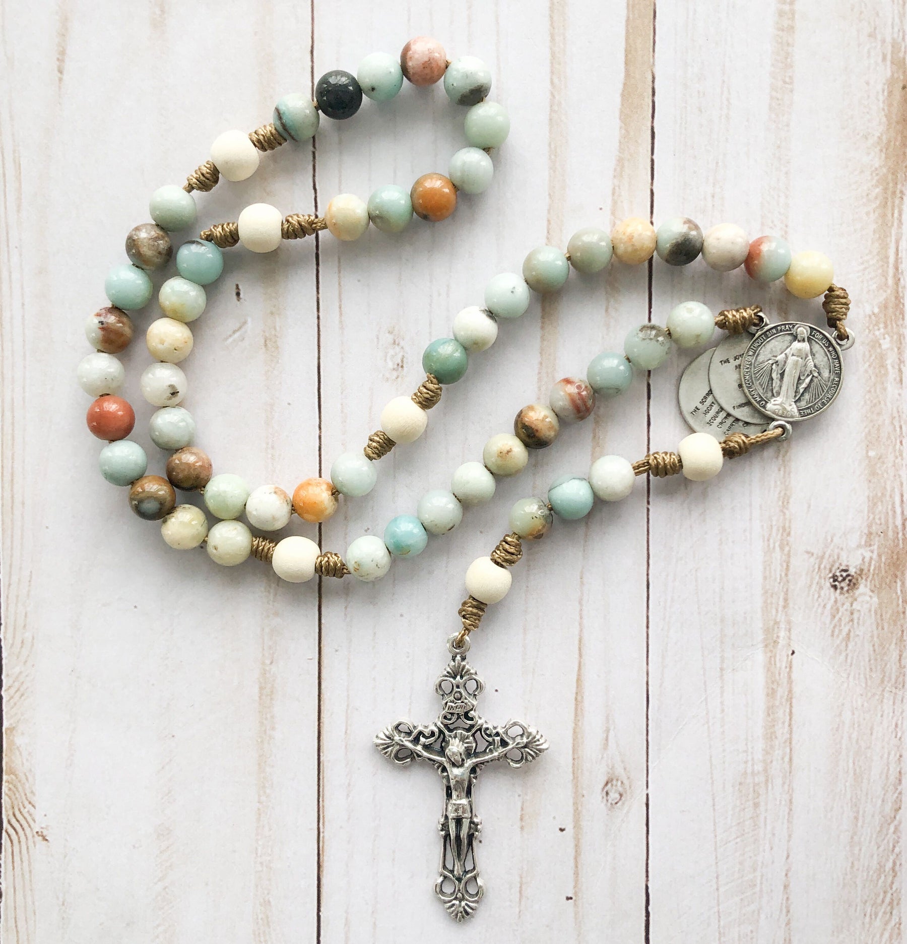Gianna | Traditional Gemstone Rosary