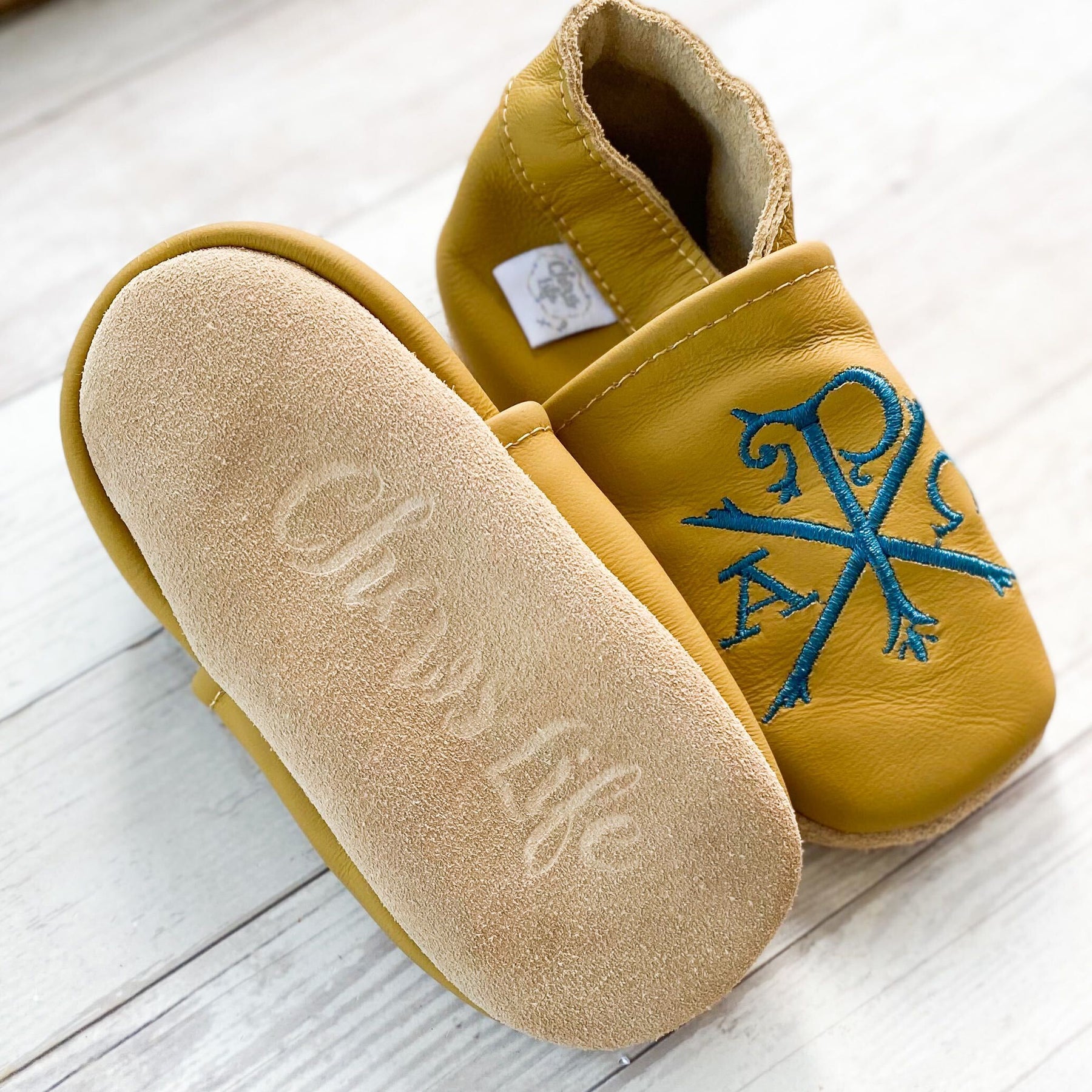 Emmaus Crib Shoes | Yellow